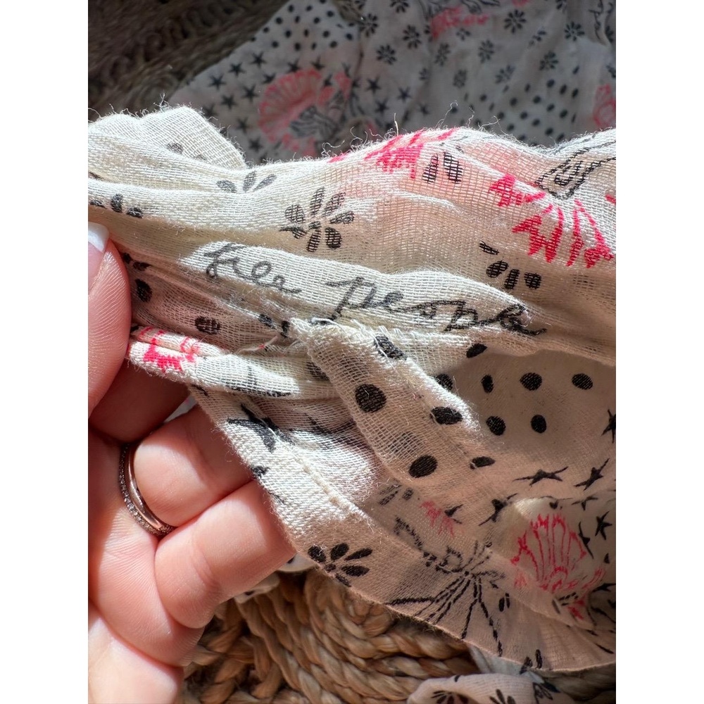 2 Free People Off White Pink Black Floral Star‎ Polka Dot Print Bags - Picture 3 of 3